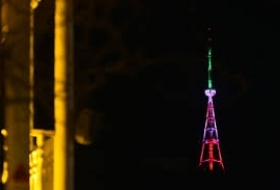 В Тбилиси подсветили телевышку в цвета итальянского флага
