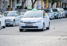 По заявлению Кахи Каладзе, водители такси категорий А и В, как самозанятые, получат помощь