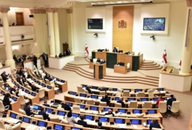 Dema ku Serokwezîrê Gurcistanê dê raporê bide parlamentoyê: daxwazek nû ya dijberiyê