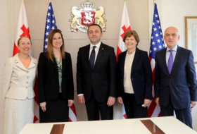 Сенаторы США обсудили в Тбилиси выполнение соглашения Шарля Мишеля