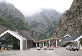 До открытия дороги через Верхний Ларс из Грузии в РФ предлагают ехать через Азербайджан  