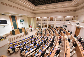 Парламент начнет свою деятельность в рамках осенней сессии с 6 сентября