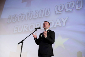 Исполнился год со дня подачи заявки Грузии в ЕС. Премьер Гарибашвили напомнил про свою подпись