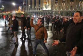 Ужесточение правил на акциях протеста в Грузии: депутат назвал реальную цель противников