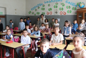 Xwendina tam-wext li hemû dibistanên giştî yên Gurcistanê dê ji îro pê ve dest pê bike