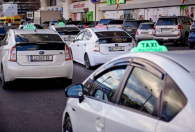 Разрешение таксистам сможет выдавать не только мэрия Тбилиси