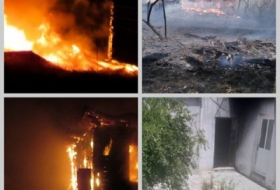 Armed groups burn the homes of Yazidi civilians in the rural area of Sri Kani / RAS al-Ayn /