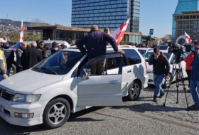 В Грузии оппозиция продолжает протестные акции 
