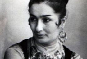 Yezidi circus artist Nazi Aleksandrovna Shirai